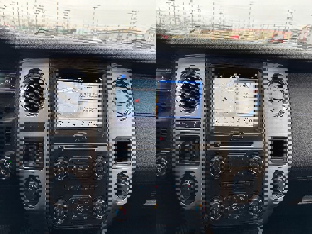 Used 2017 Ford Expedition EL Limited image 21