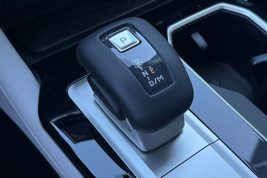 New 2026 Mitsubishi Outlander SE FWD image 22