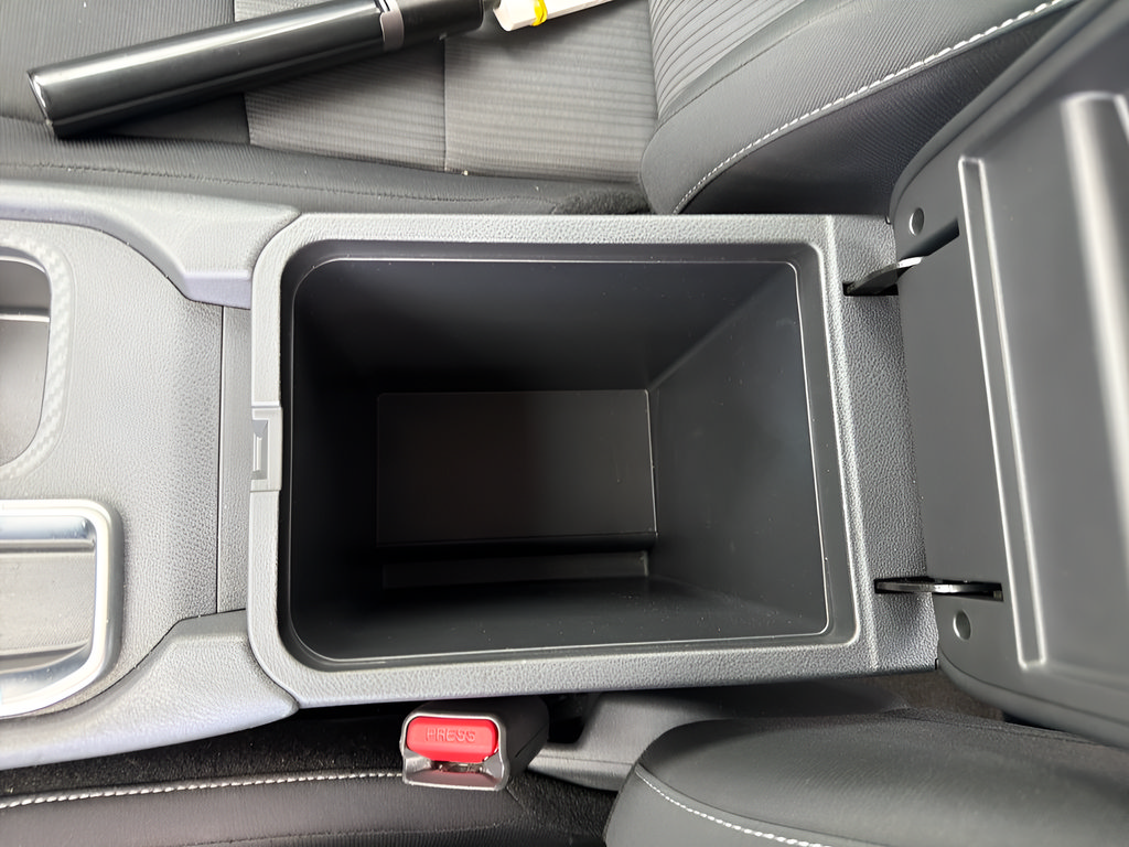 Certified 2025 Nissan Sentra SV FWD image 43