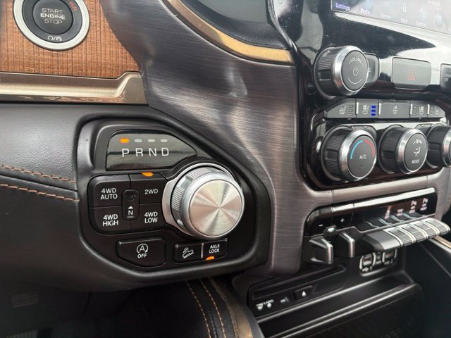 Used 2019 RAM 1500 Laramie Longhorn w/ Off-Road Group AWD/4WD image 32