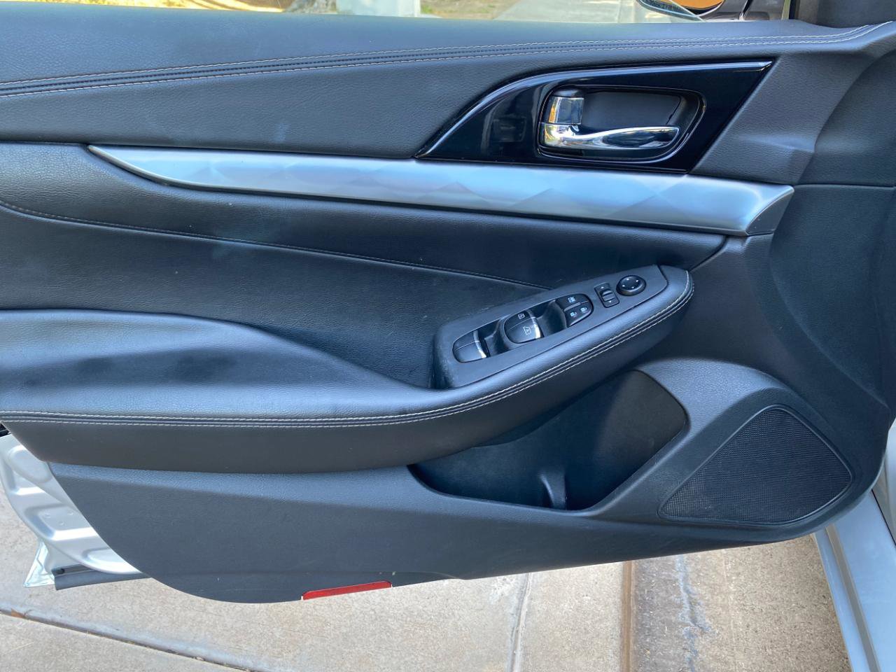 Used 2020 Nissan Maxima 3.5 SV w/ Floor Mat Group image 21