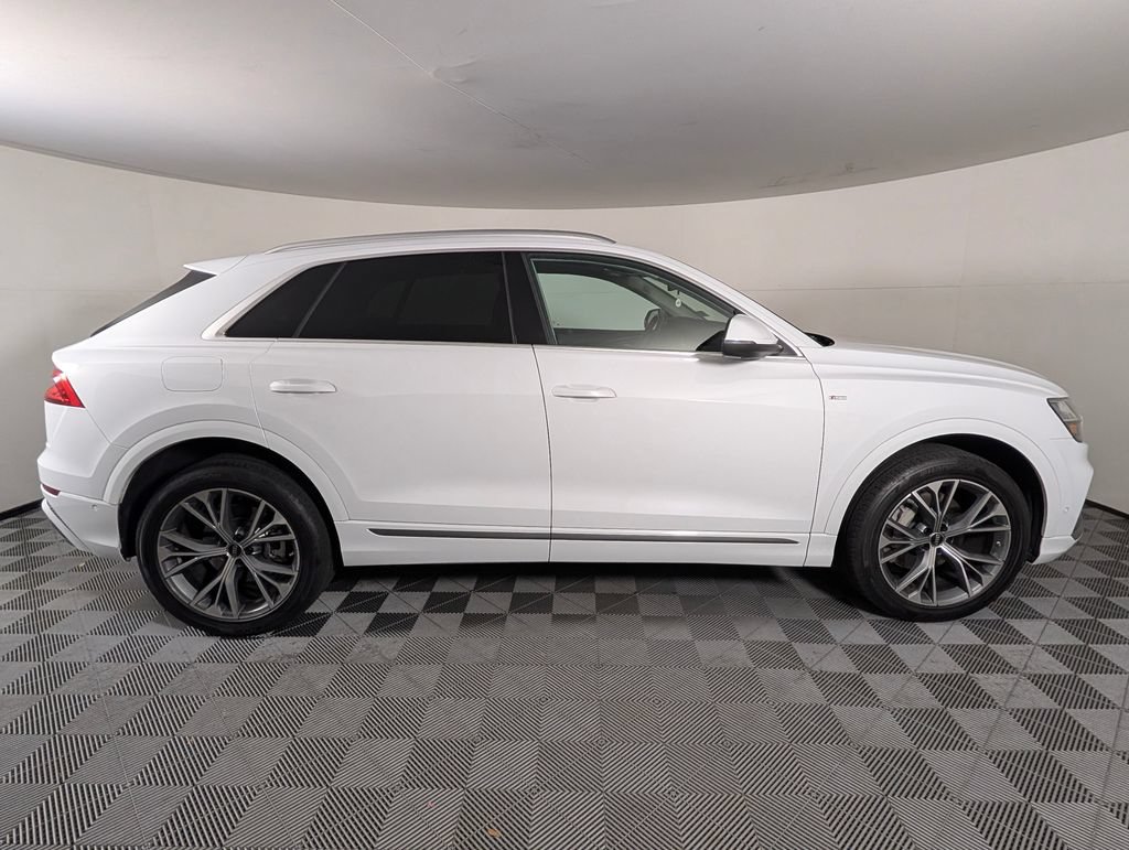 Used 2023 Audi Q8 Premium Plus w/ Premium Plus Package AWD/4WD image 8