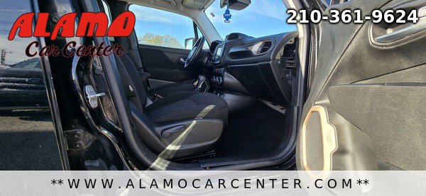 Used 2017 Jeep Renegade Latitude w/ Advanced Technology Group image 20