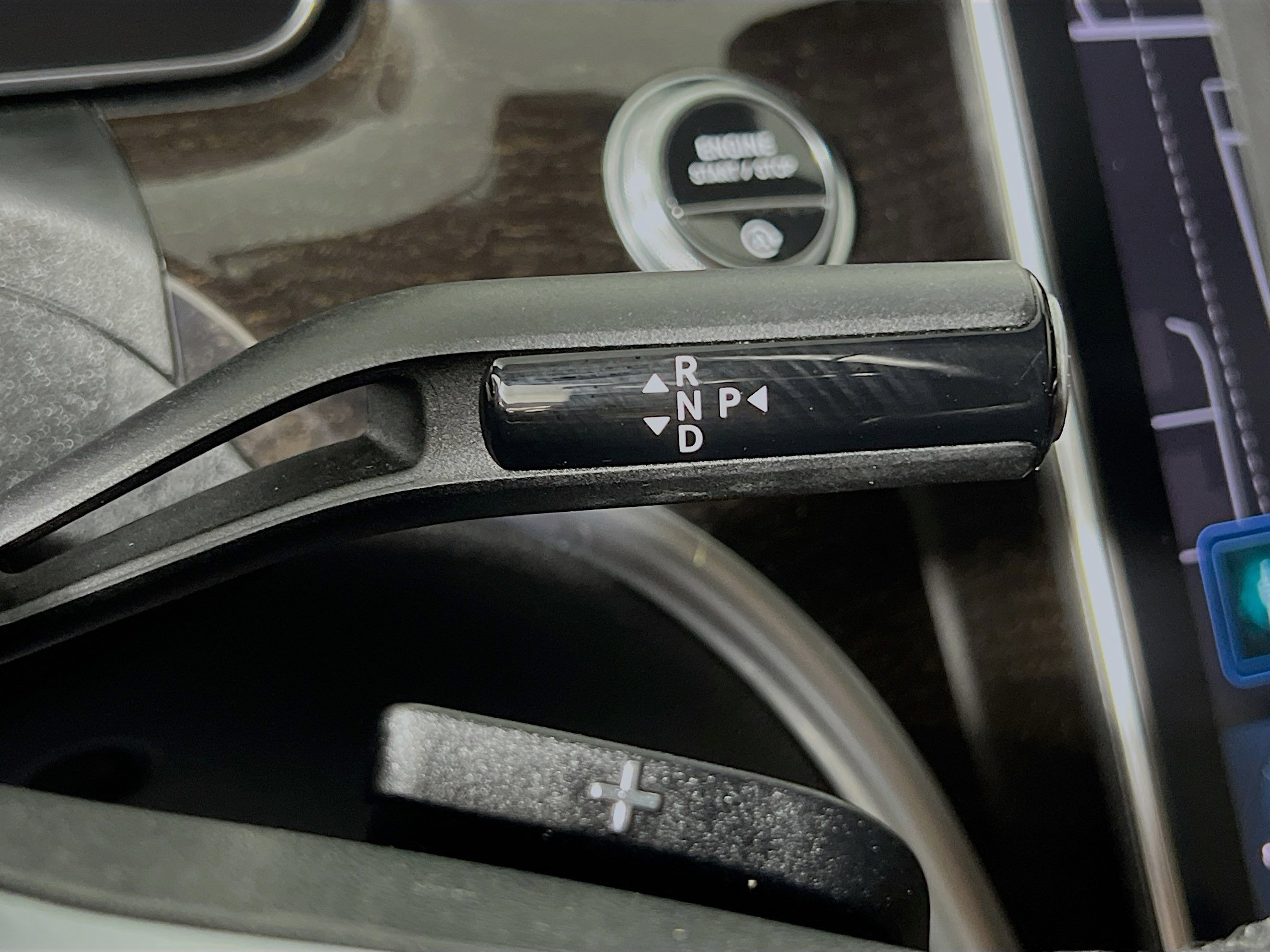 Used 2024 Mercedes-Benz C 300 Sedan w/ Exclusive Trim Package image 24