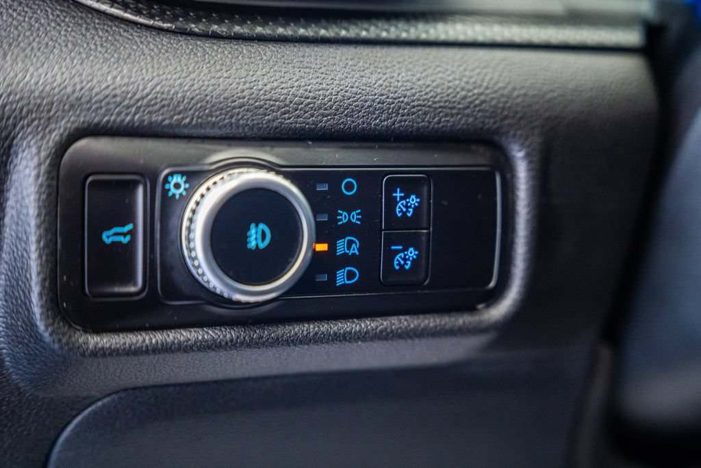 Used 2023 Ford Explorer ST w/ Equipment Group 401A AWD/4WD image 46