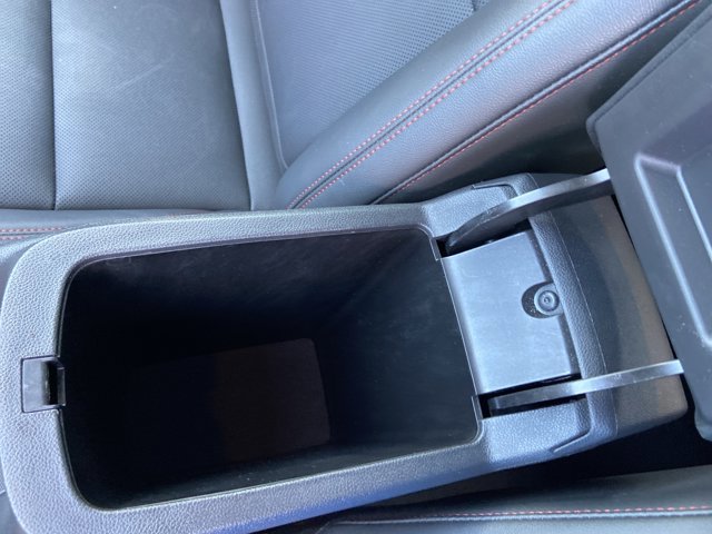 Used 2025 Chevrolet Trax RS image 12