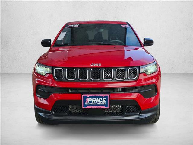 Used 2023 Jeep Compass Sport AWD/4WD image 2