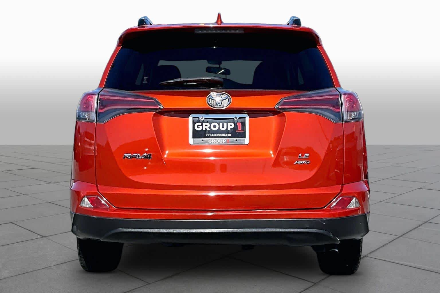 Used 2016 Toyota RAV4 LE AWD/4WD image 5