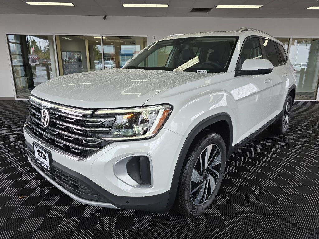 New 2025 Volkswagen Atlas Cross Sport SEL R-Line image 8