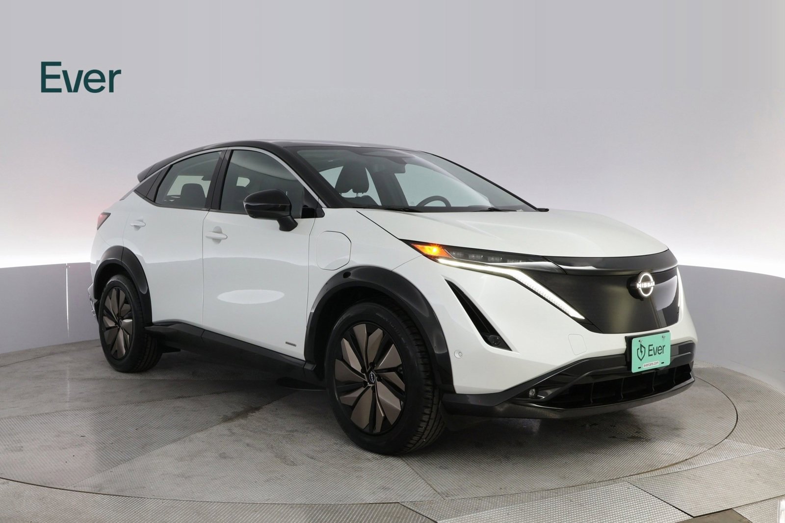 Used 2023 Nissan Ariya FWD image 4