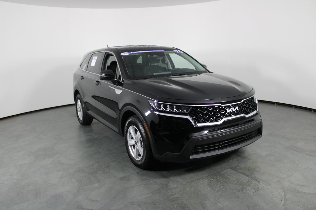 Used 2022 Kia Sorento LX FWD image 12
