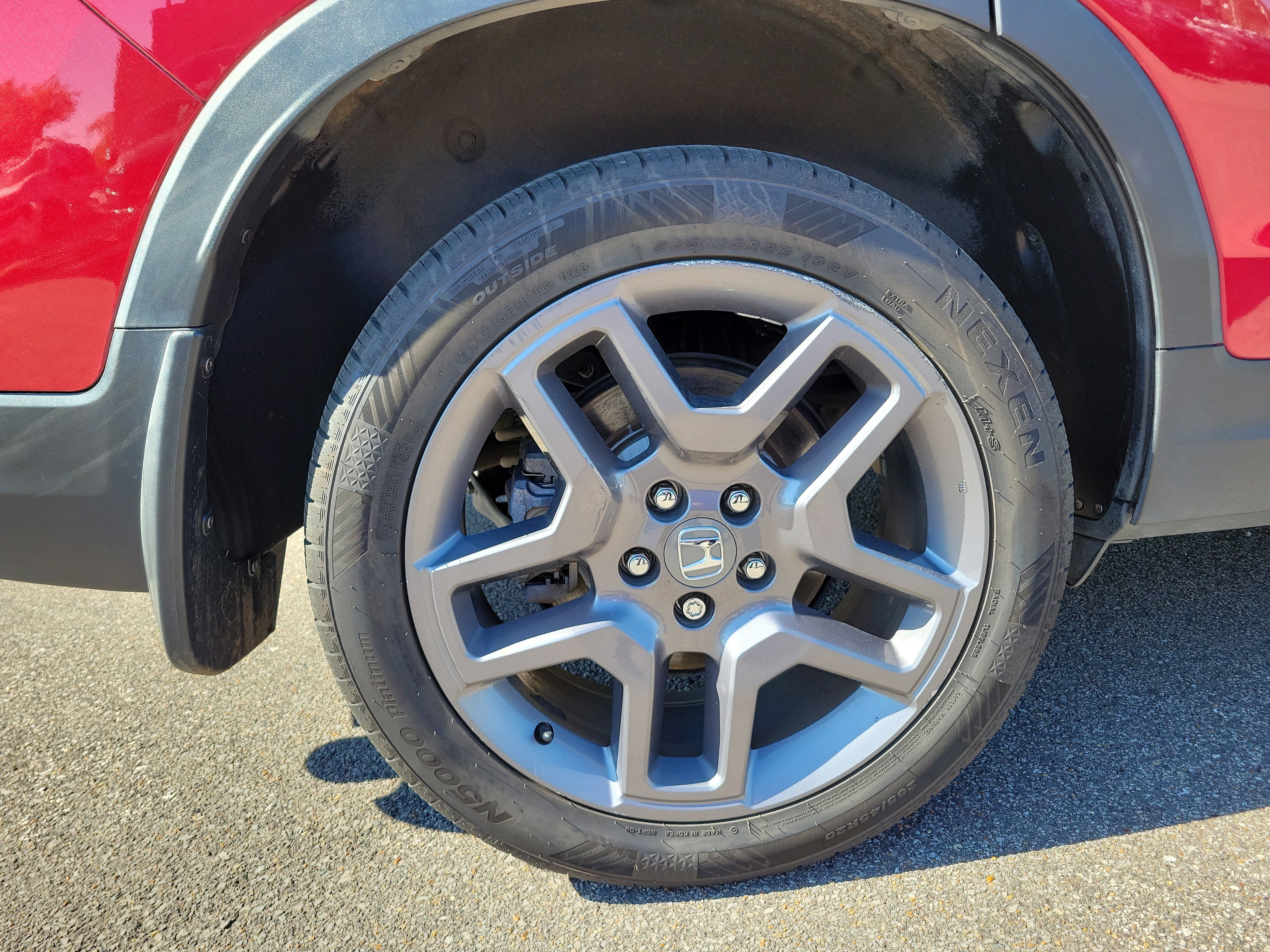 Used 2023 Honda Passport EX-L image 30