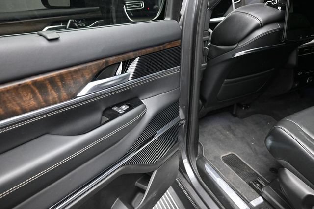 Used 2024 Jeep Grand Wagoneer Series I w/ Convenience Group III AWD/4WD image 10