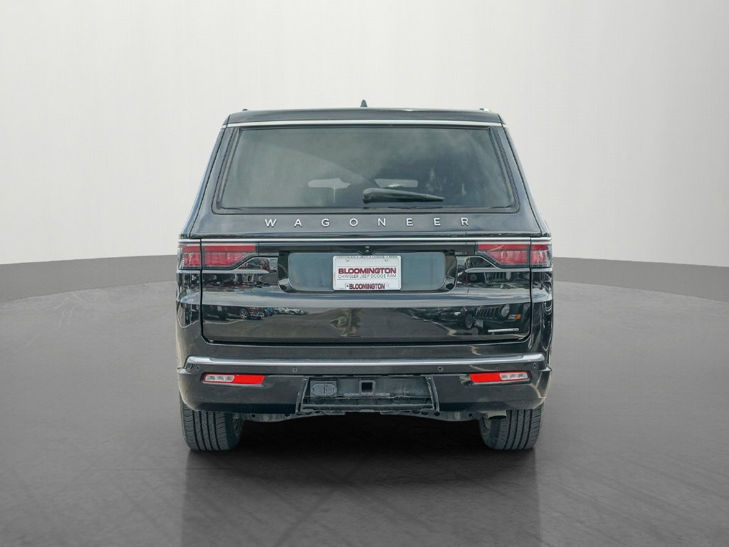 Used 2024 Jeep Wagoneer Series II w/ Flexible Seating Group AWD/4WD image 6