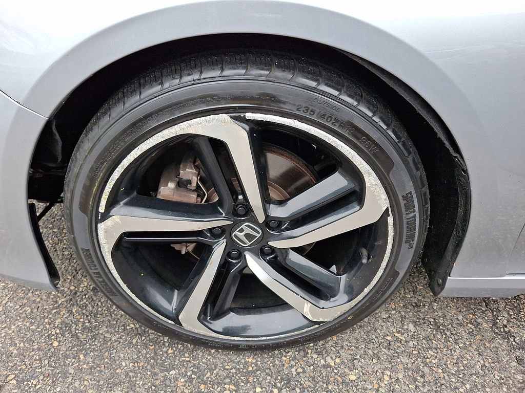 Used 2018 Honda Accord Sport image 8