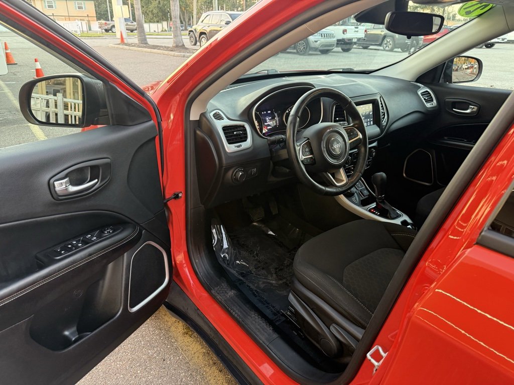 Used 2021 Jeep Compass Sport w/ Cold Weather Group image 14