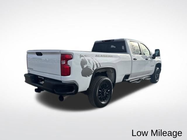 Used 2025 Chevrolet Silverado 3500 W/T image 9
