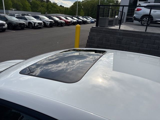 Used 2020 Dodge Charger SXT w/ Leather Interior Group RWD image 21