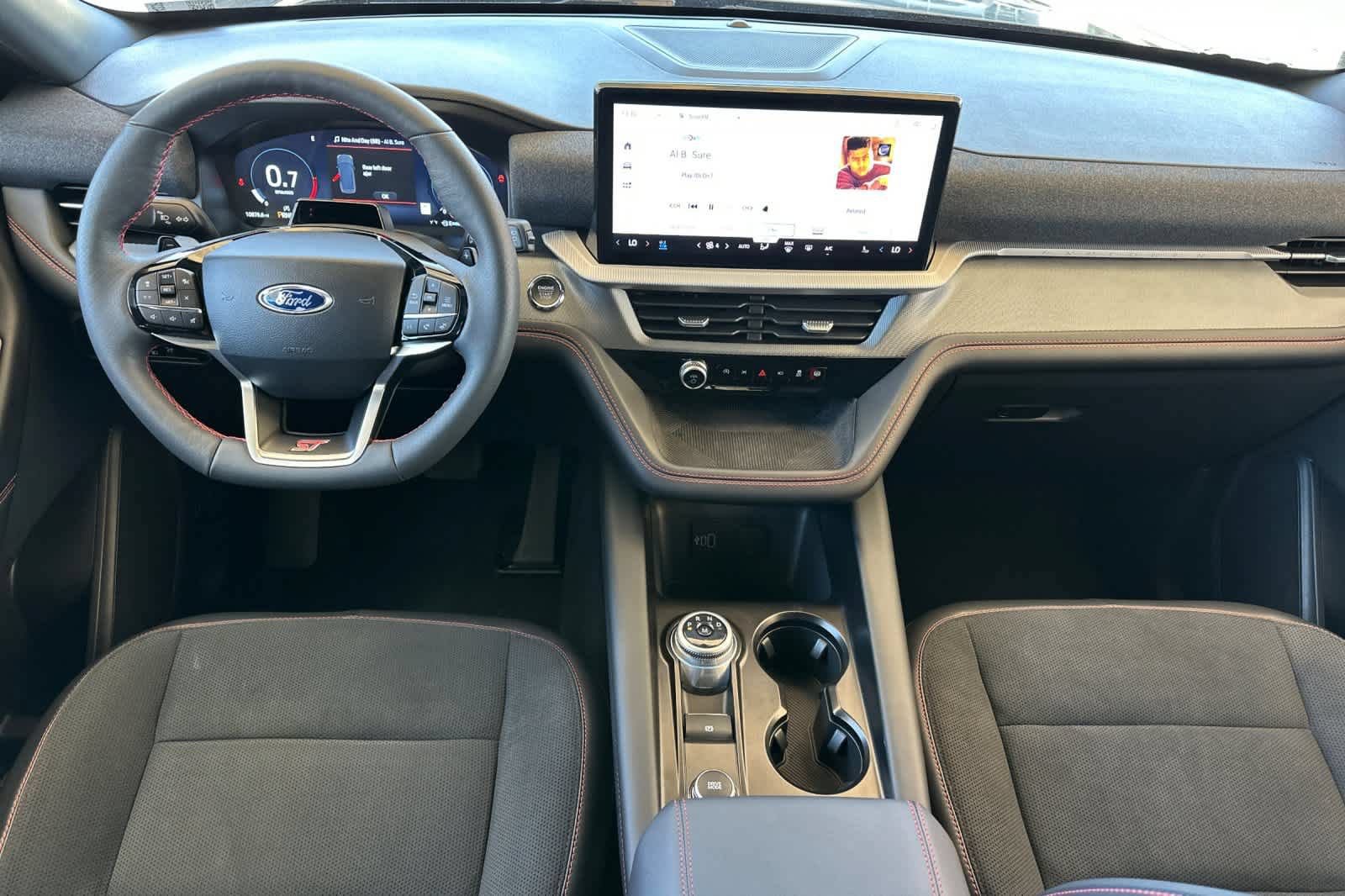 Used 2026 Ford Explorer ST w/ Sun And Sound Package AWD/4WD video 3