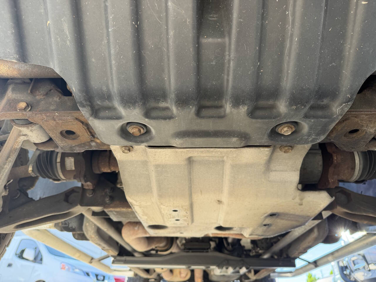 Used 2006 GMC Sierra 2500 W/T w/ Skid Plate Package AWD/4WD image 20