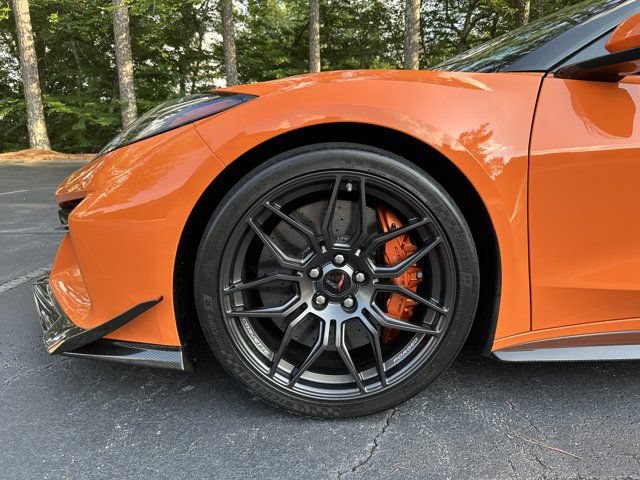 Used 2024 Chevrolet Corvette Z06 w/ Z07 Performance Package RWD image 50