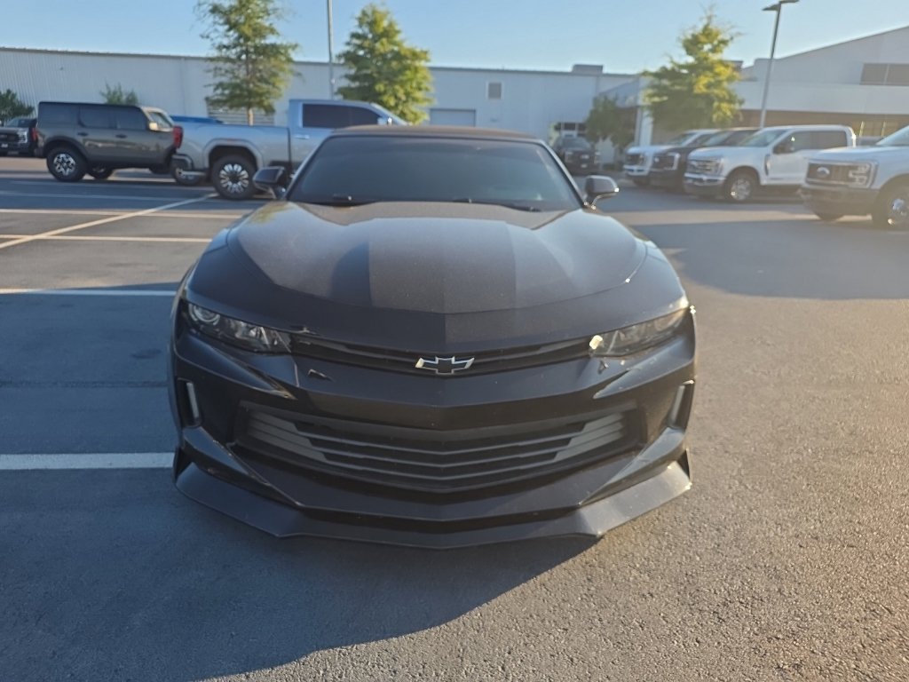 Used 2017 Chevrolet Camaro LT w/ Technology Package RWD image 3