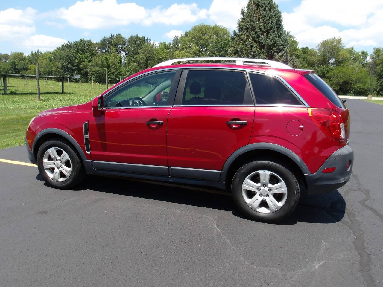 Used 2014 Chevrolet Captiva Sport LS FWD image 11