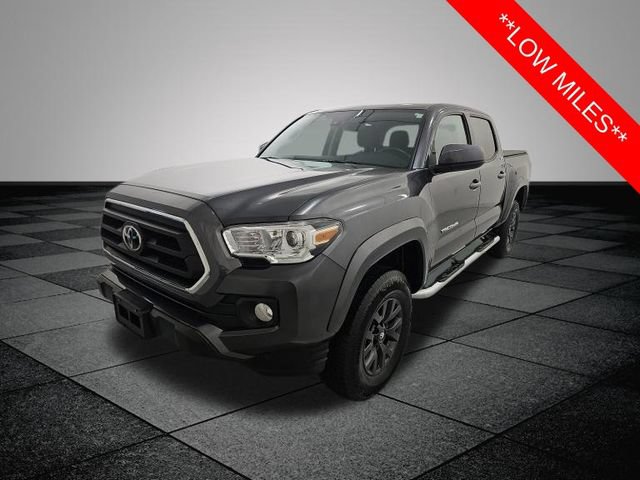 Certified 2023 Toyota Tacoma SR5 AWD/4WD image 3