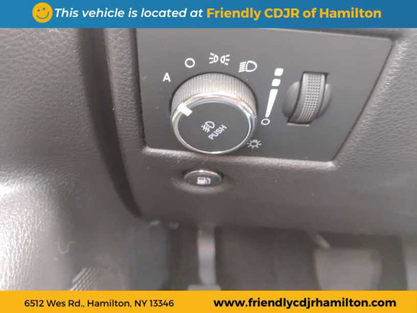 Used 2020 Jeep Grand Cherokee Limited image 15