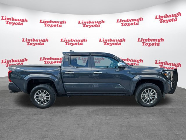 Used 2024 Toyota Tacoma Limited w/ Limited Package (LT) AWD/4WD image 26