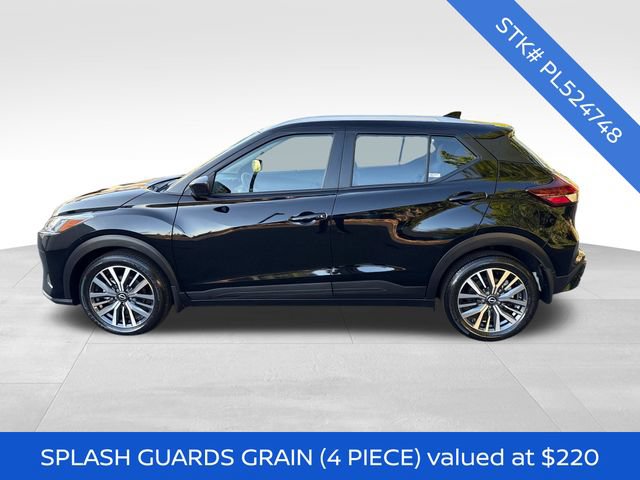 New 2023 Nissan Kicks SV FWD image 4