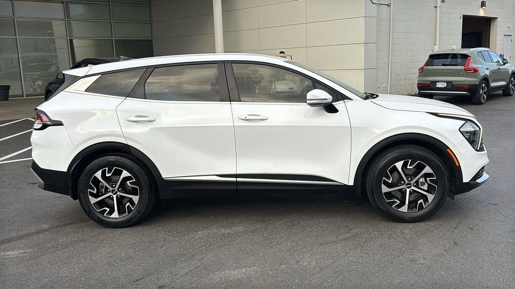 Used 2023 Kia Sportage EX image 27