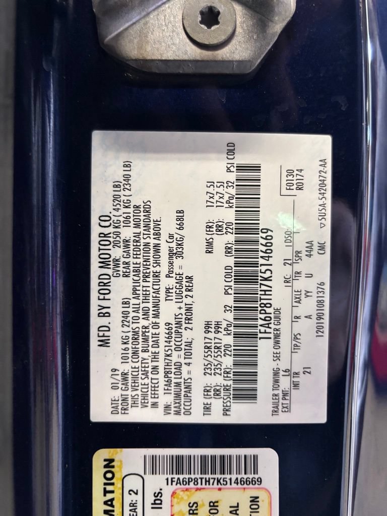 Used 2019 Ford Mustang Coupe RWD image 15