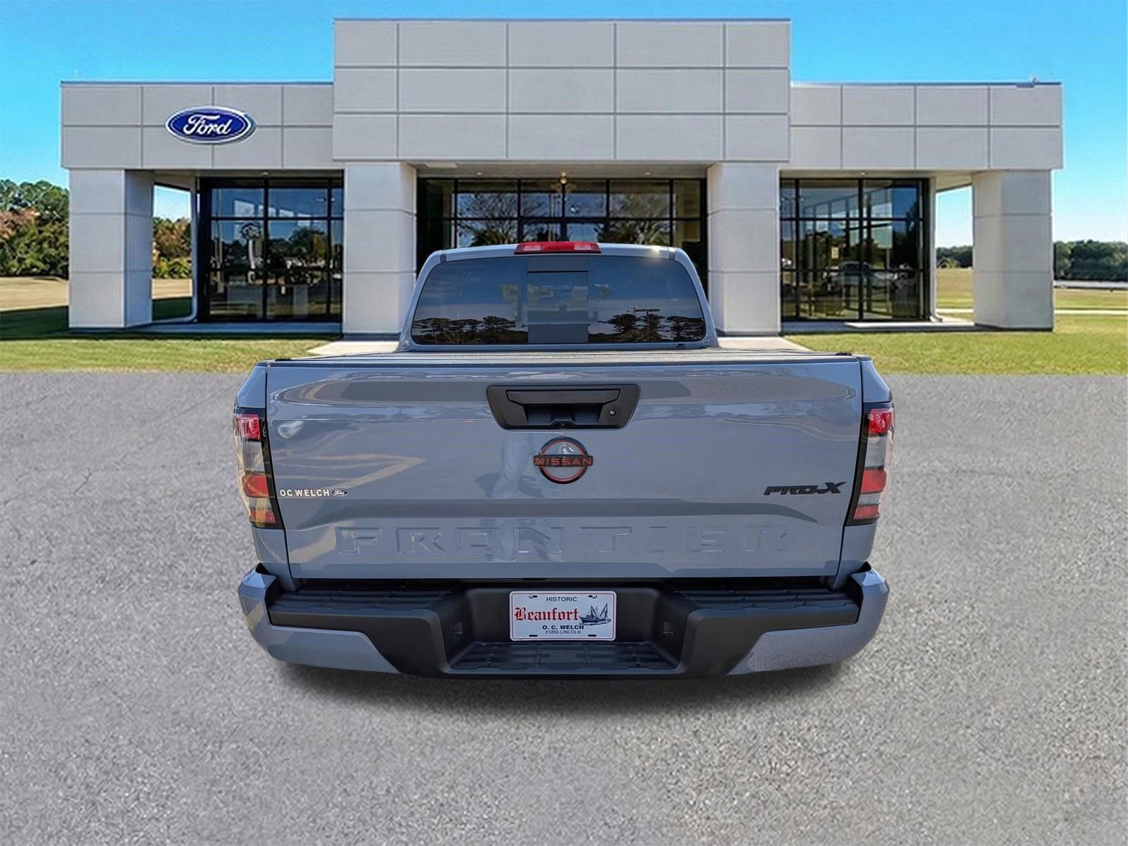 Used 2024 Nissan Frontier Pro-X image 5