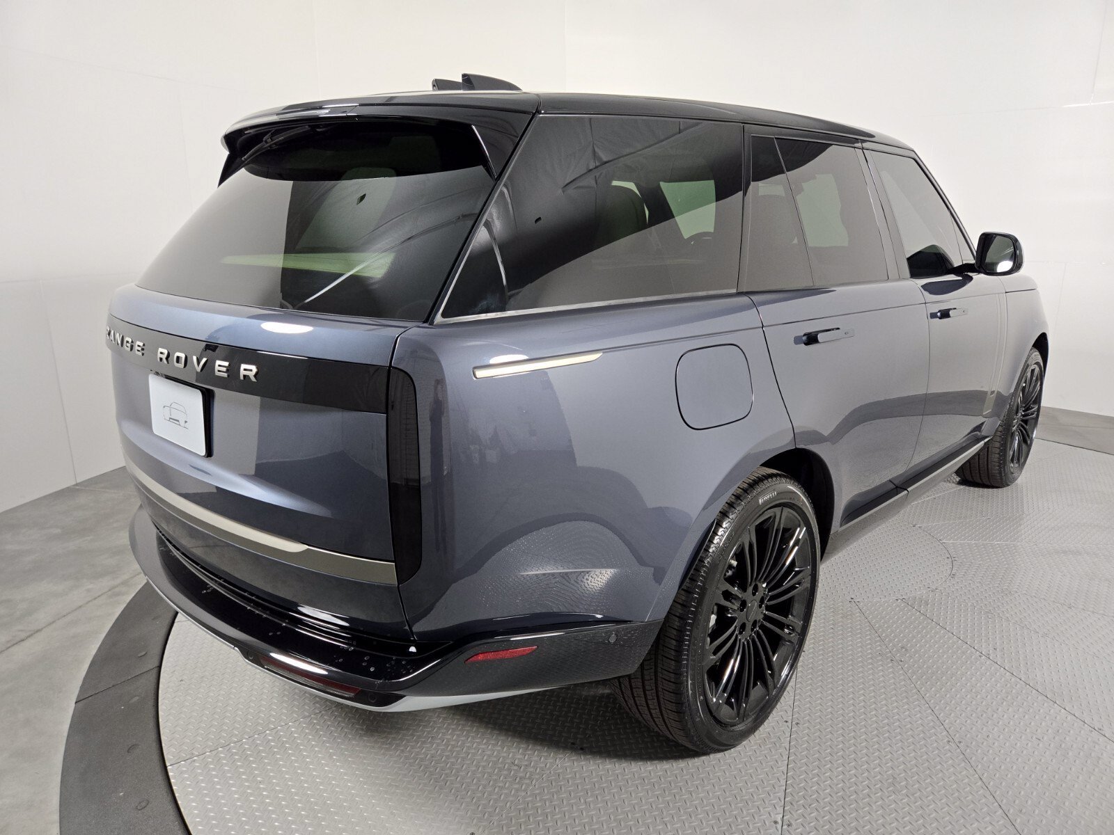 New 2026 Land Rover Range Rover SE AWD/4WD image 2