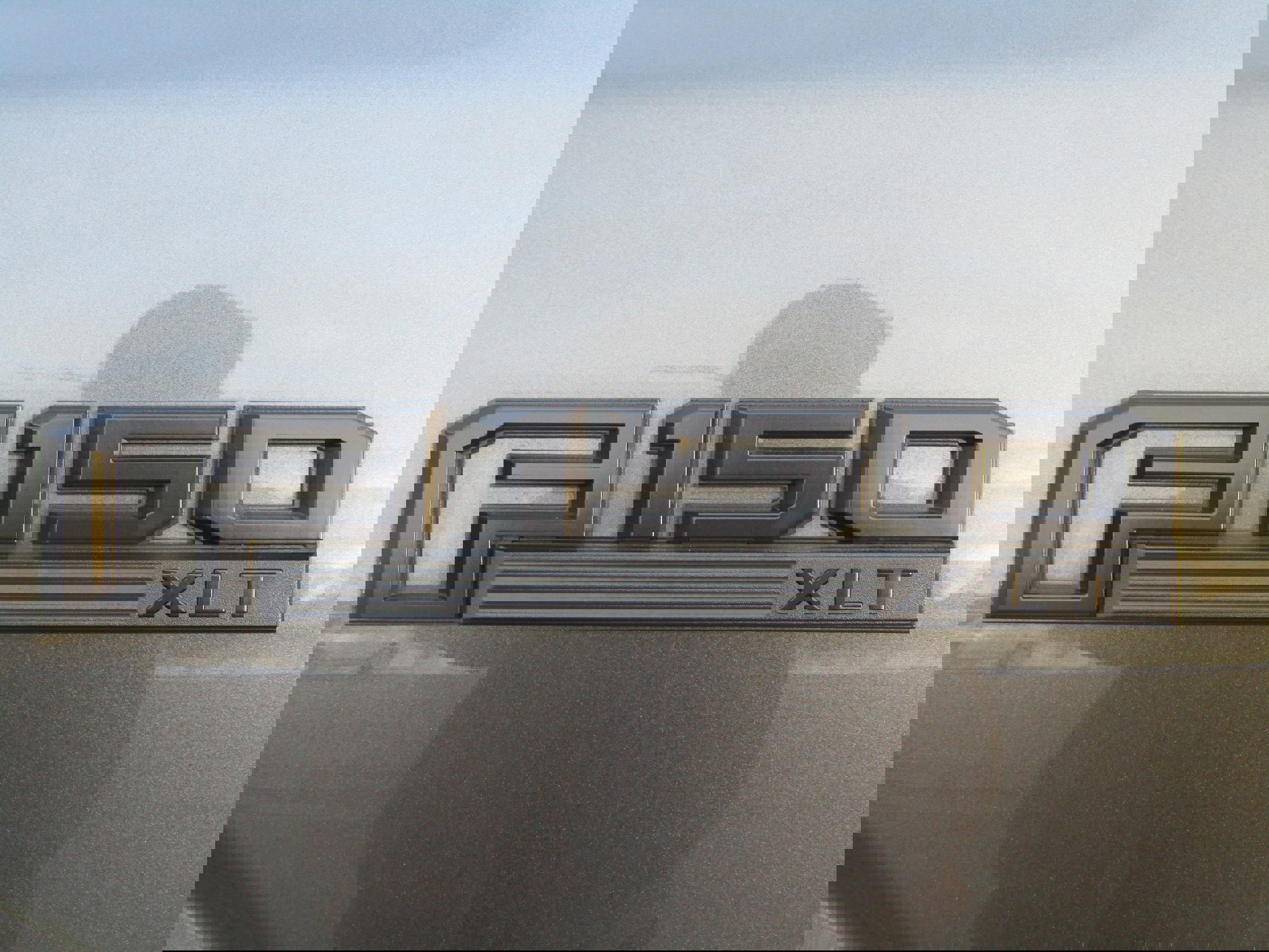 Used 2020 Ford F150 XLT w/ Equipment Group 302A Luxury image 10