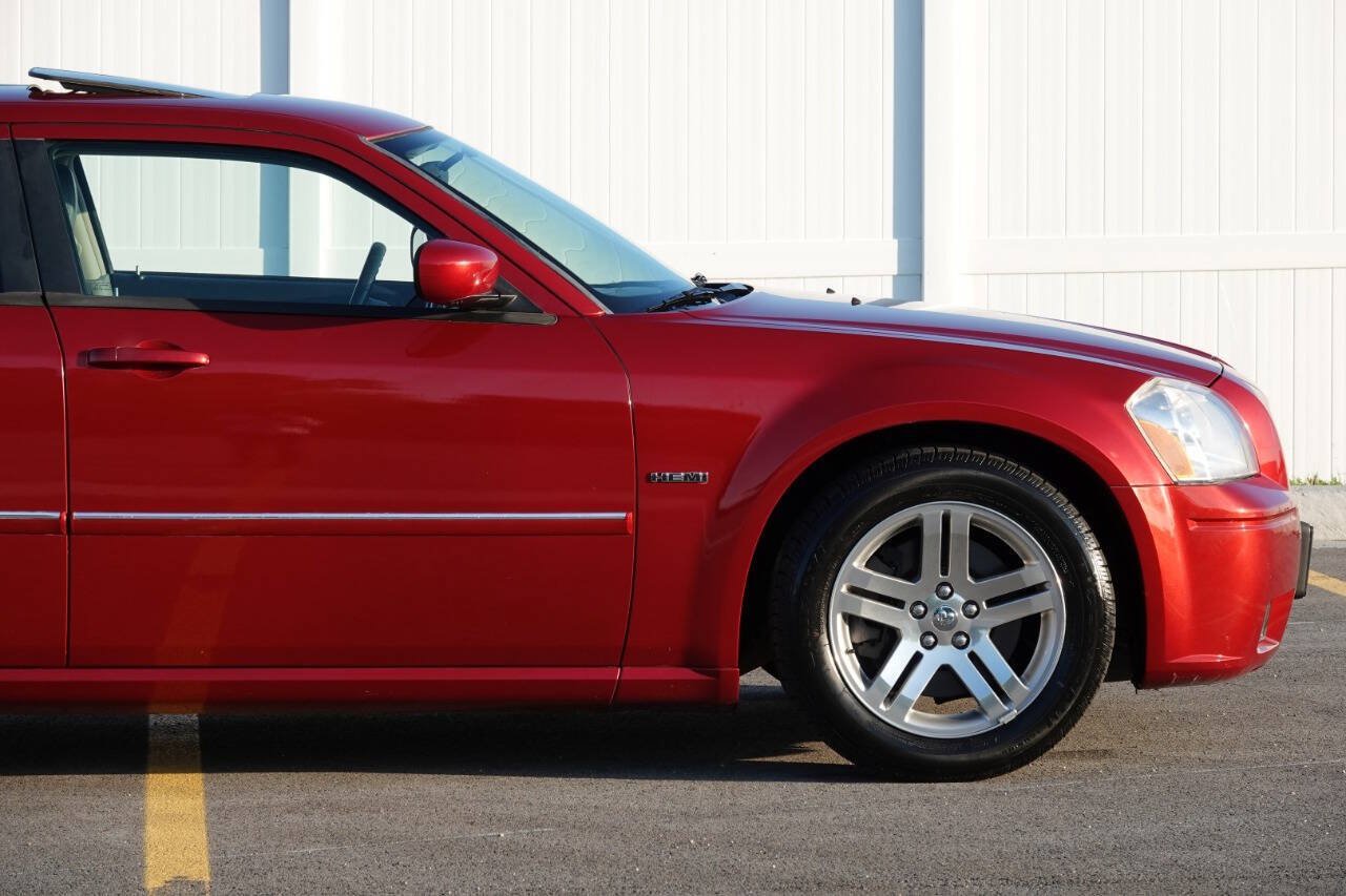 Used 2006 Dodge Magnum R/T w/ Convenience Group II RWD image 26