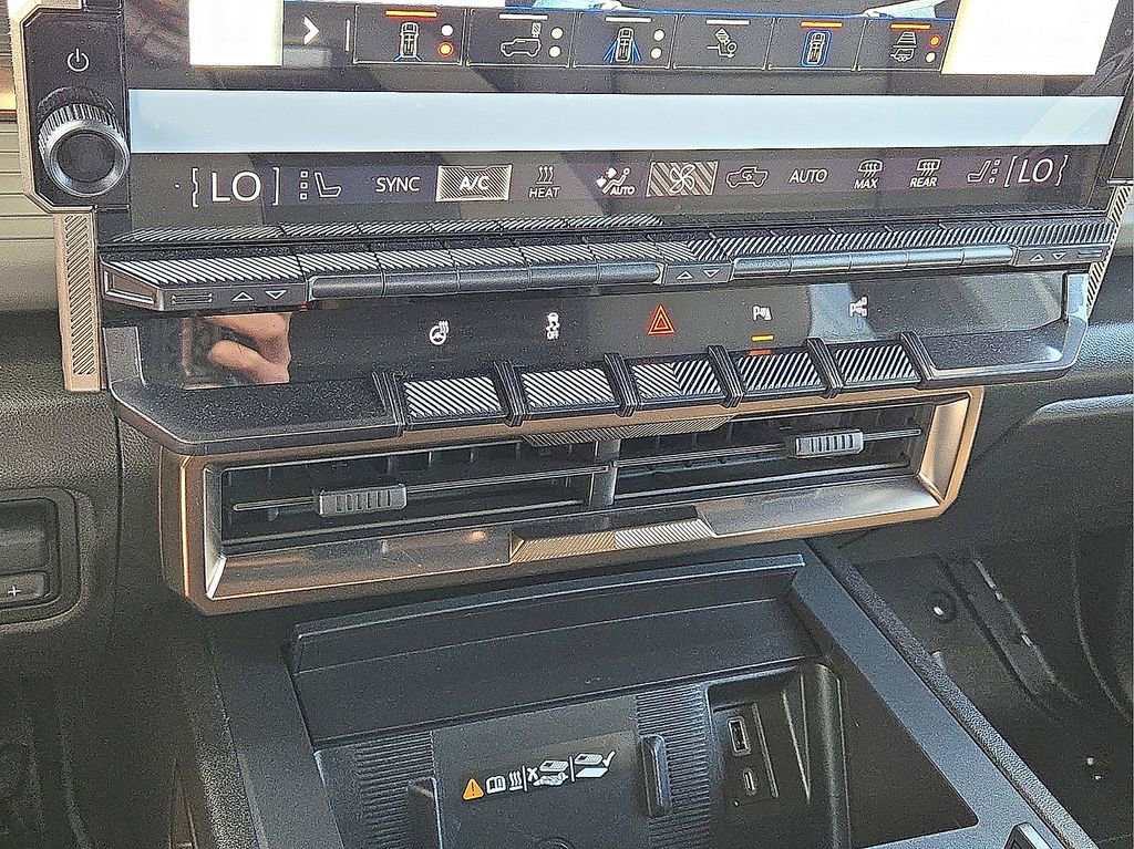 Used 2025 GMC Hummer EV 3X image 27