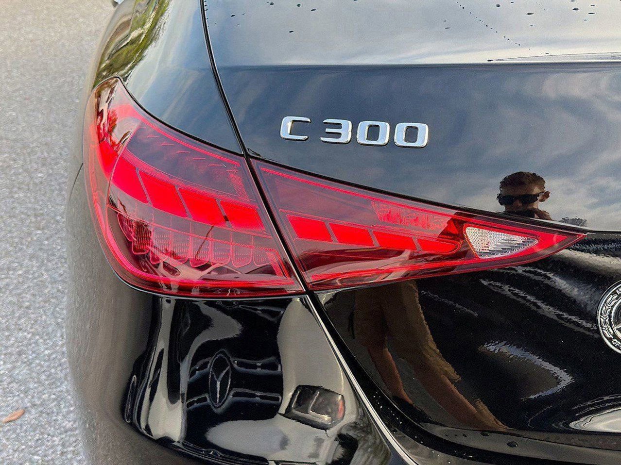 Used 2025 Mercedes-Benz C 300 Sedan image 10
