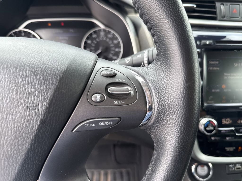 Used 2022 Nissan Murano SV FWD image 15