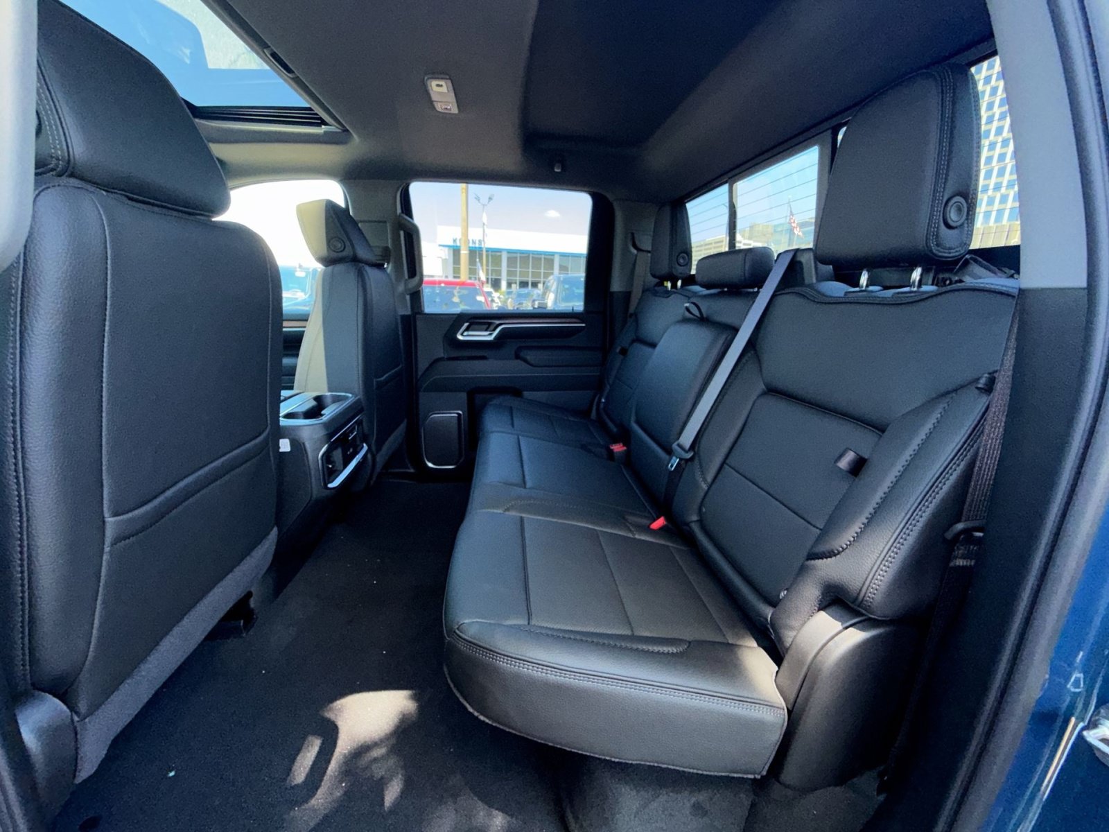 New 2026 GMC Sierra 2500 Denali w/ Denali Reserve Package AWD/4WD image 25