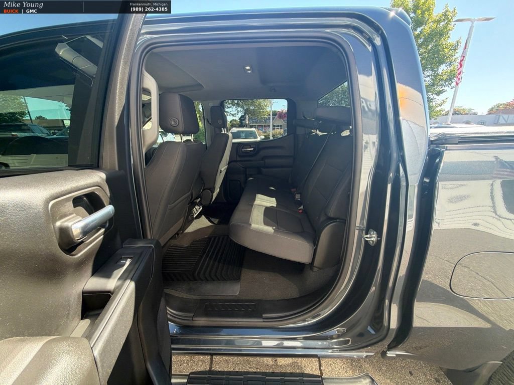 Used 2022 Chevrolet Silverado 1500 LT AWD/4WD image 24