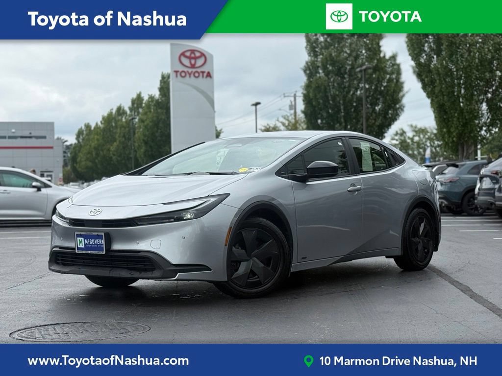 Certified 2023 Toyota Prius LE AWD/4WD image 1
