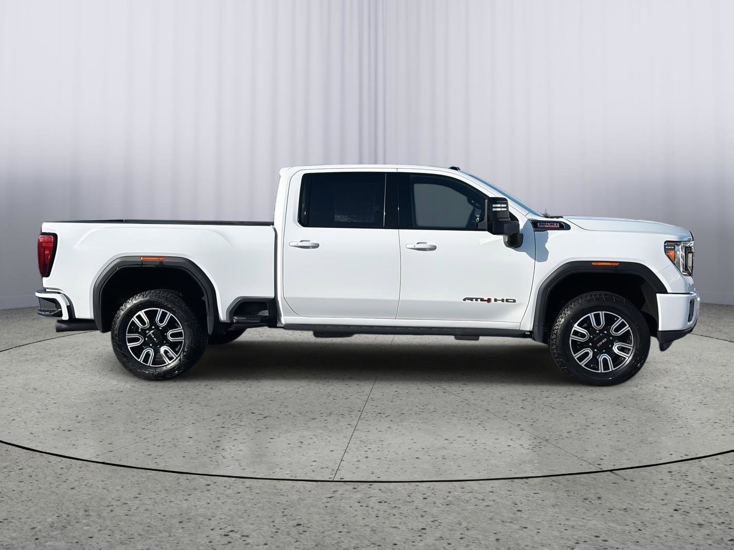 Used 2023 GMC Sierra 2500 AT4 w/ AT4 Premium Plus Package image 6