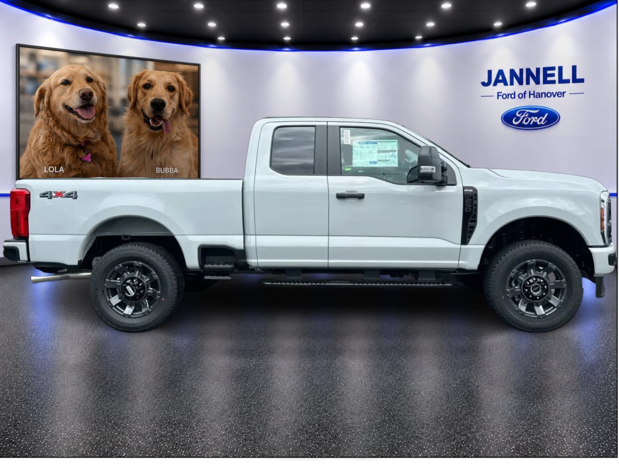 New 2026 Ford F250 XL w/ STX Appearance Package AWD/4WD image 4