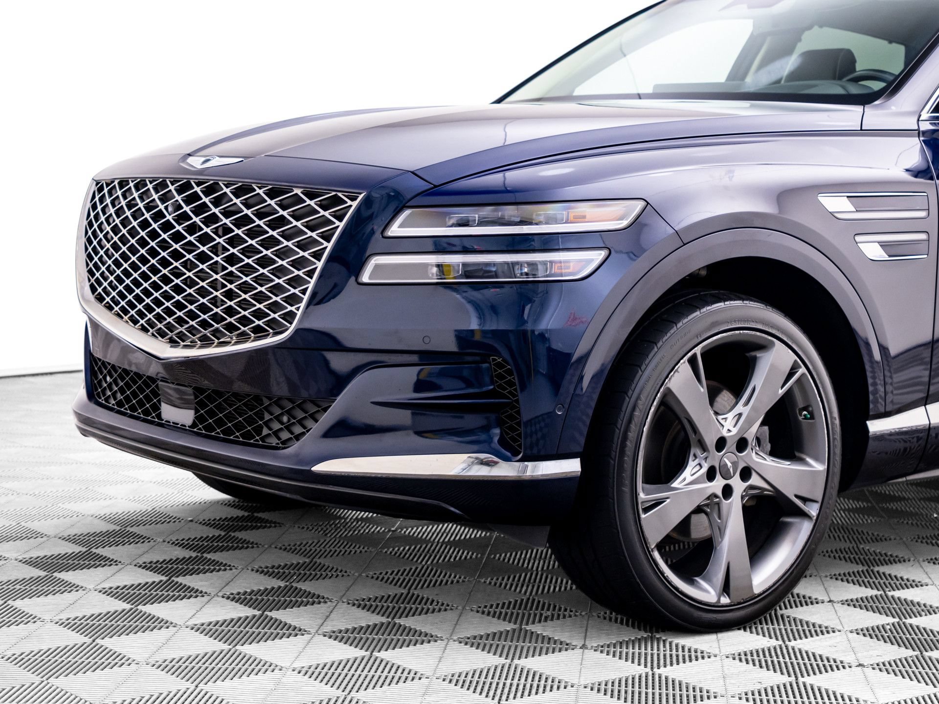 Used 2021 Genesis GV80 2.5T w/ Prestige Package 04 AWD/4WD image 39