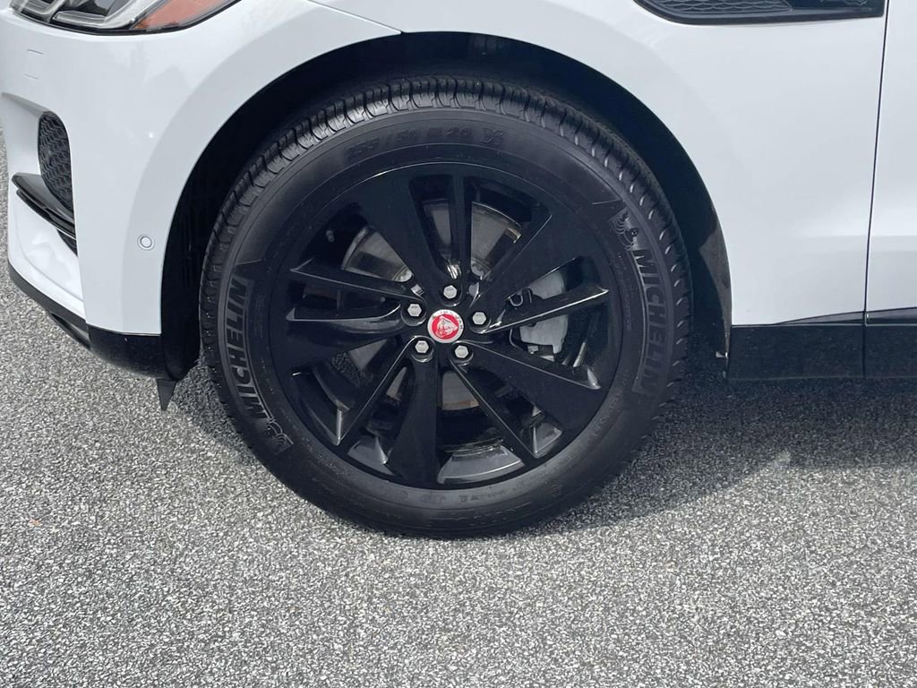 Used 2021 Jaguar F-PACE S image 9