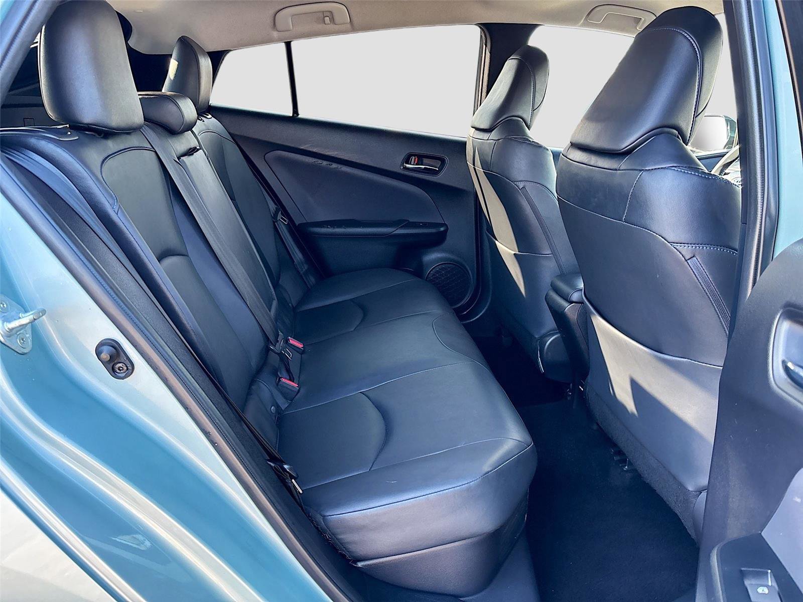 Used 2018 Toyota Prius Four Touring image 28