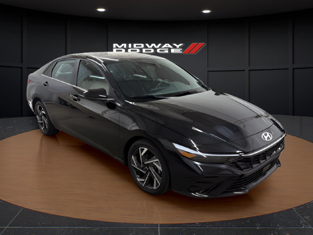 Used 2025 Hyundai Elantra SEL FWD image 1