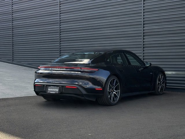 New 2025 Porsche Taycan 4S image 7